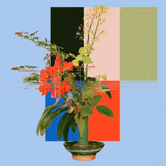 The block vase re-stacked, plaid square swapped to blue