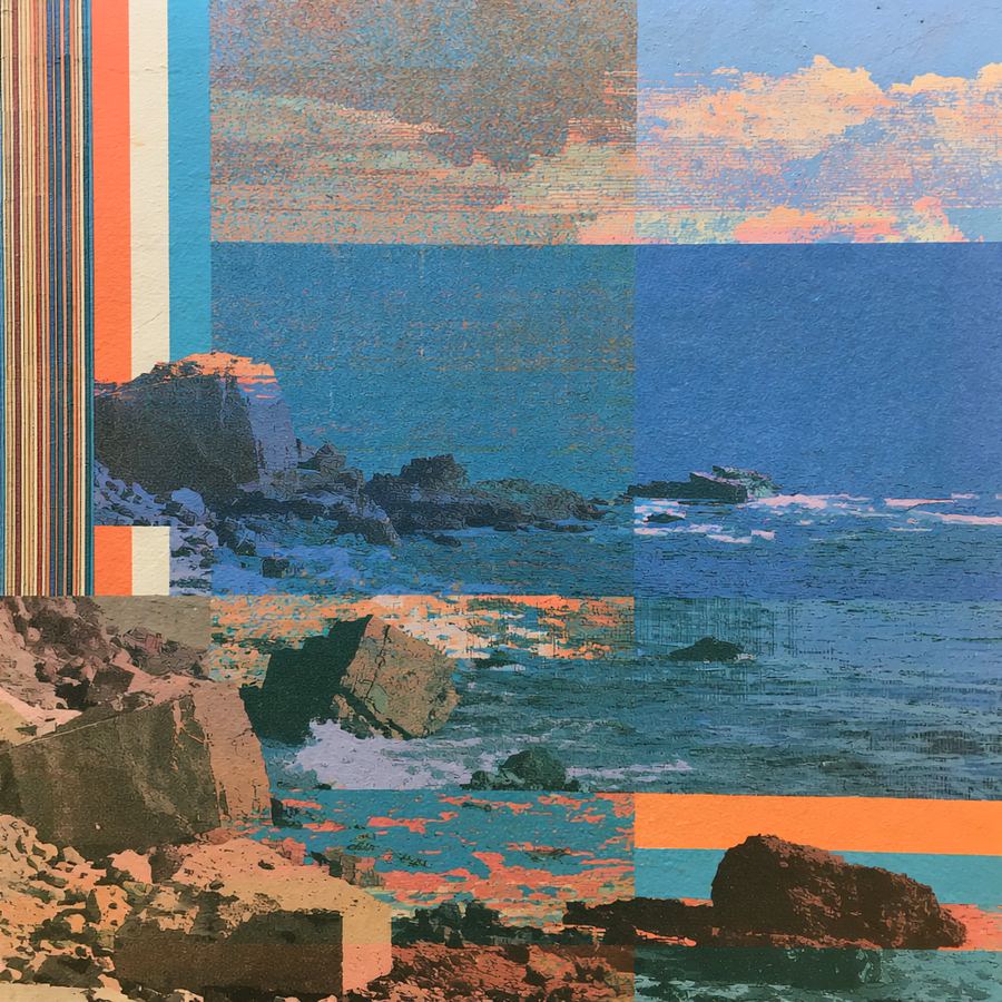 Warm morning shore at the labyrinth mouth